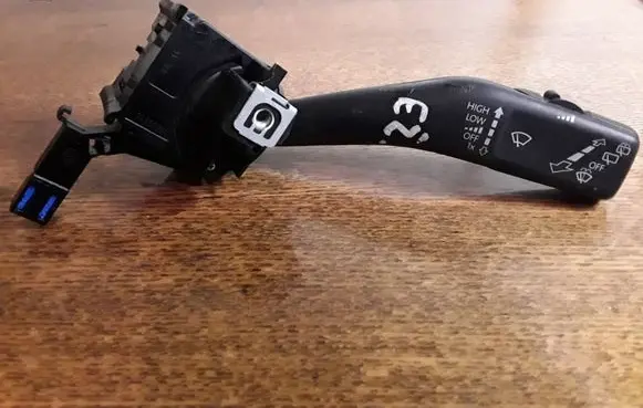 Volkswagen Golf VI Wiper control stalk 1K0953519H ANP80H023C