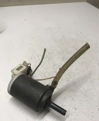 Nissan Terrano Windscreen/windshield washer pump 28920