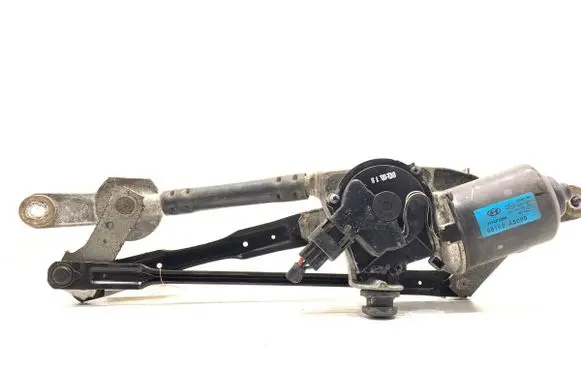 Hyundai i30 Front wiper linkage and motor 98100A5000