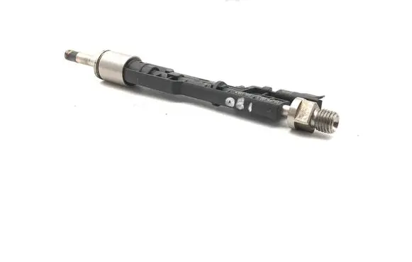 BMW 4 F32 F33 Fuel injector 0261500172 10213541