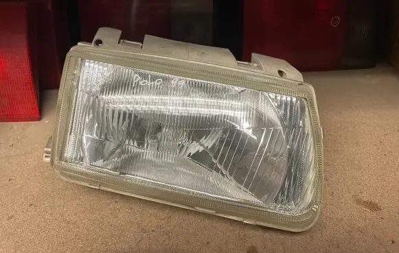 Volkswagen Polo III 6N 6N2 6NF Headlight/headlamp 96249600 204962492