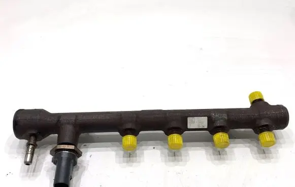 Ford Focus Fuel main line pipe HG9Q9D280AA