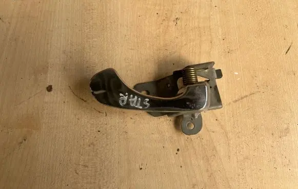 Mitsubishi Space Star Front door interior handle