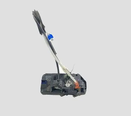 Opel Astra G Rear door lock 24414134