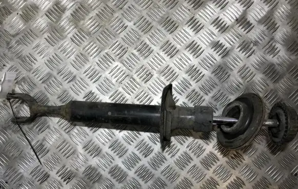 Volkswagen PASSAT B5 Front shock absorber/damper 3b0413031