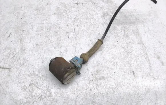 Volvo V70 Hydraulic servotronic pressure valve 02138040 0163252