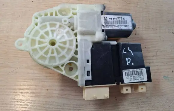 Citroen C4 I Front door window regulator motor 9681577380
