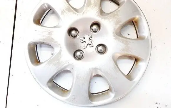 Peugeot 307 R15 wheel hub/cap/trim 9637630680