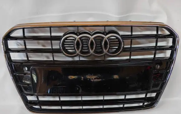 Audi A5 Front bumper upper radiator grill 8T0853651G