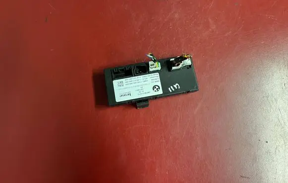BMW X1 U11 Tailgate/trunk control unit/module 5A74B11 61355A74B11