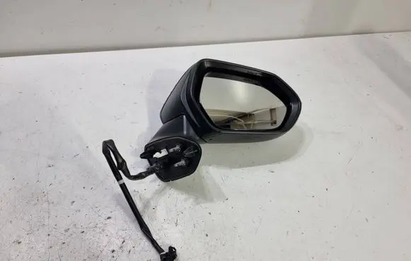 Toyota Yaris Cross Front door electric wing mirror 10201200