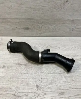 BMW 1 F20 F21 Intercooler hose/pipe 7597588 0261230252 1307103B00