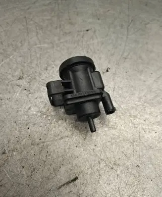 Mercedes-Benz E W211 Turbo solenoid valve 0005450427