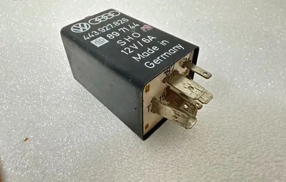 Audi 80 90 S2 B4 Other relay 443927826 897144