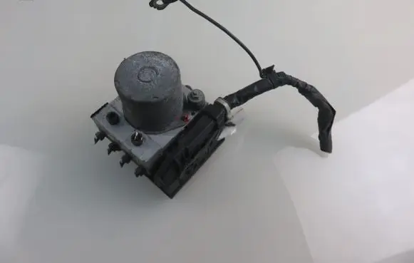 Subaru Impreza III ABS Pump 0265230485 0265951130 27536FG040