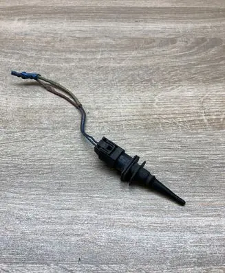 BMW 3 E46 Outside/exterior temperature sensor 6905050
