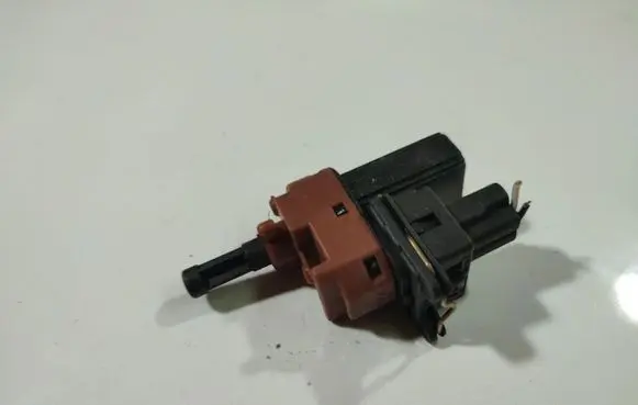 Brake pedal sensor switch