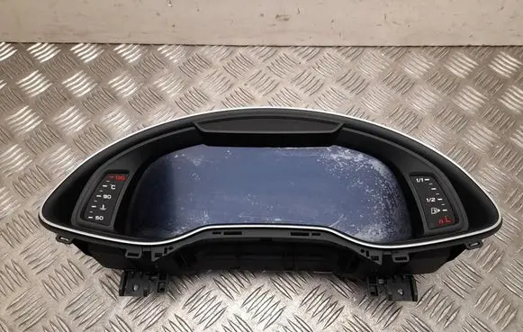 Audi Q7 4M Speedometer (instrument cluster) 4M0920790A
