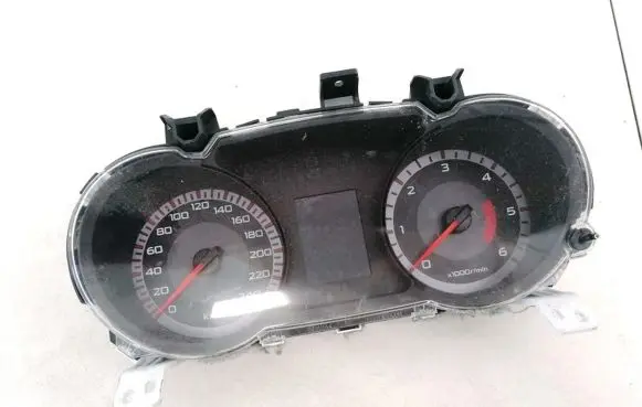 Mitsubishi Outlander Speedometer (instrument cluster) MMSM6240K1 MMSM-6-240K-1