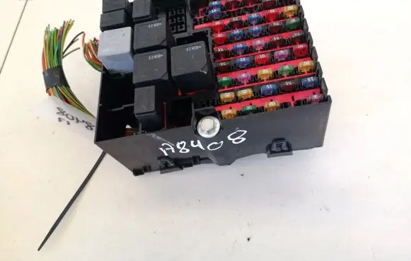 Ford Fiesta Fuse box set 1355851 1355852