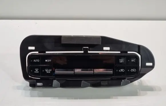 Toyota Auris E180 Climate control unit 75H695 5546802030 5590002C60
