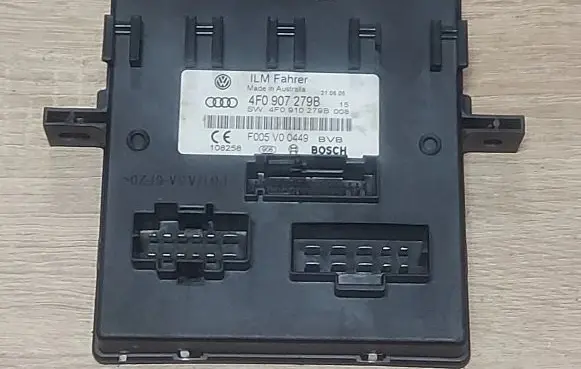 Audi A6 S6 C6 4F Comfort/convenience module 4F0907279B