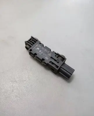 Audi A4 S4 B7 8E 8H Airbag deployment crash/impact sensor 8E0959651A