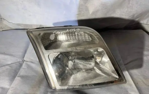 Ford Connect Headlight/headlamp 2T141300639130748 2T1413006391307 2T14130063913