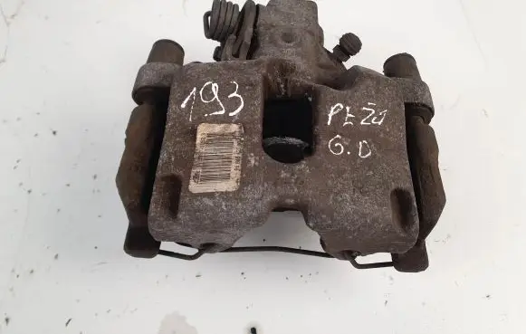 Peugeot 508 Rear brake caliper 9686562280