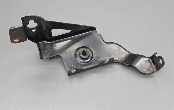 Honda Civic ABS pump bracket 