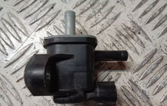 Toyota Aygo AB40 Turbo solenoid valve 90910WC003