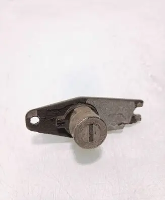 Chevrolet Captiva Tailgate exterior lock 