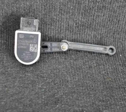 BMW 5 F10 F11 Headlight/headlamp level sensor 6784075
