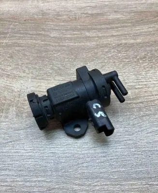 Peugeot 607 Turbo solenoid valve 9635704380