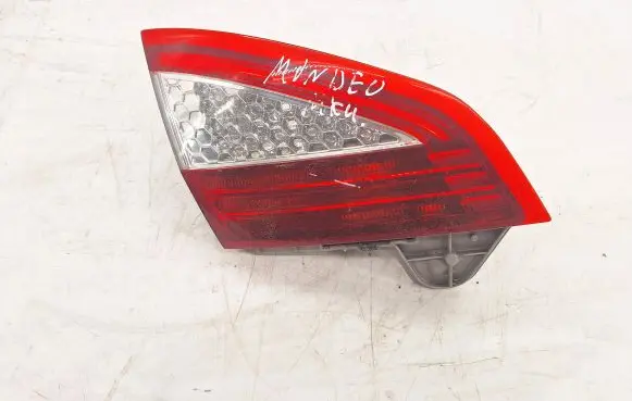 Ford Mondeo MK IV Tailgate rear/tail lights S7113A603 0374D