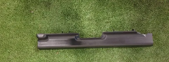BMW X1 E84 Front driver seat rail trim 7118501