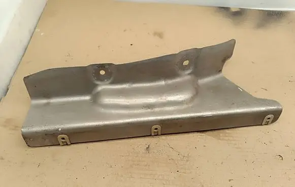 BMW 6 F06 Gran coupe Heat shield in engine bay 7202854 24640010