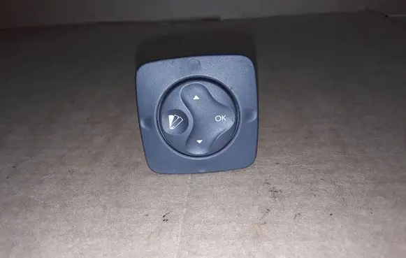 Renault Scenic III - Grand scenic III Wing mirror switch 283950001R 28188810