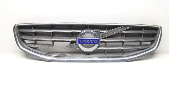 Volvo V60 Front bumper upper radiator grill 31333692 31333690