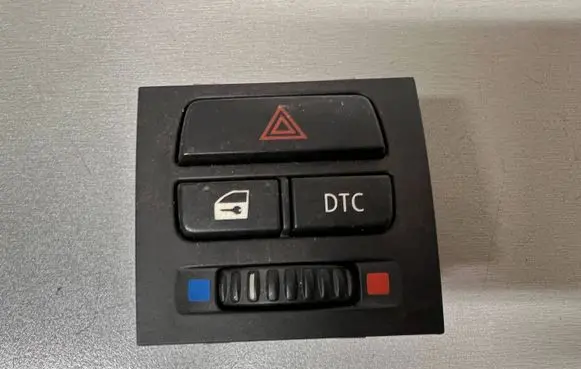 BMW 3 E90 E91 Hazard light switch 6945652 61316945652 61319196714