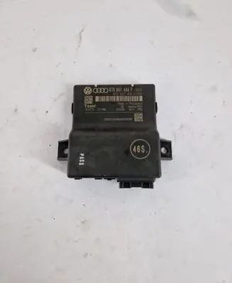 Audi A4 S4 B8 8K Gateway control module 8T0907468P