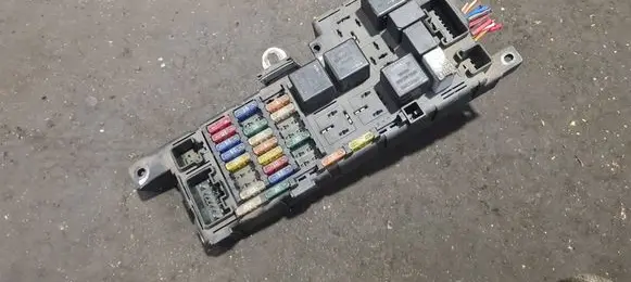 Volvo S80 Fuse box set 9452993