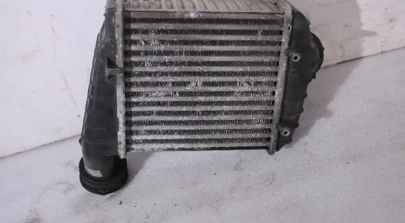 Volkswagen PASSAT B5.5 Intercooler radiator 3B0145805j 1790765