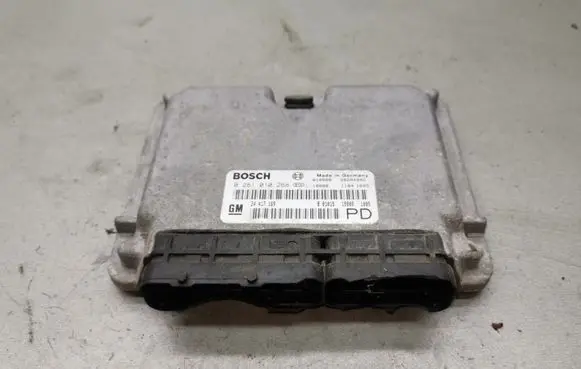 Opel Zafira A Engine control unit/module 0281010268 24417169