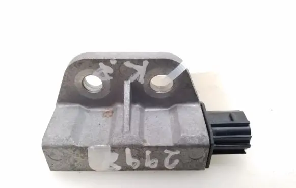 Nissan X-Trail T30 Airbag deployment crash/impact sensor