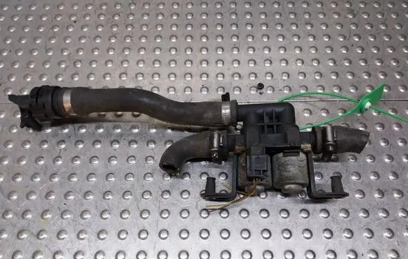 BMW X5 E70 Coolant heater control valve S27705097 6910544