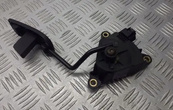 Nissan Micra Accelerator pedal position sensor 18002AX700