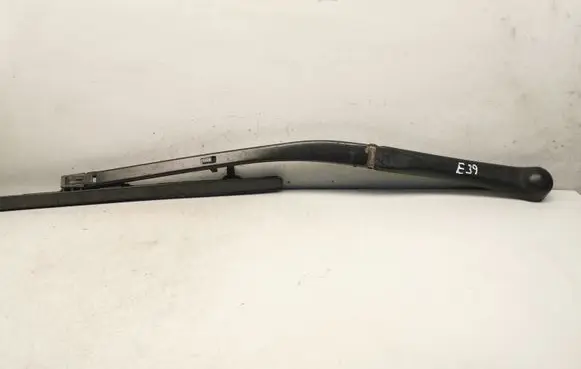 BMW 5 E39 Front wiper blade arm 61618209