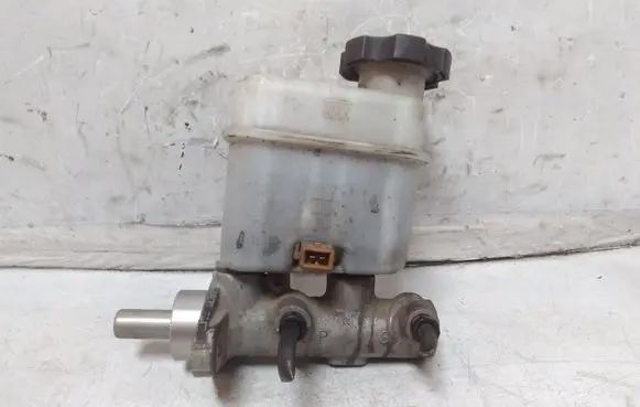Hyundai Santa Fe Master brake cylinder BM341111