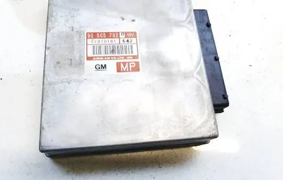 Opel Vectra B Engine control unit/module 90505792 lc010181